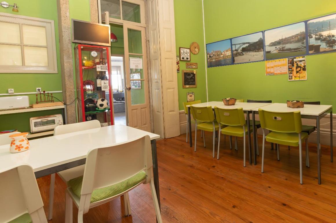 Oporto Sky Hostel エクステリア 写真